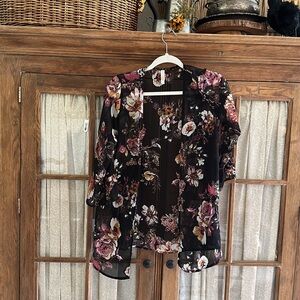 Sheer floral kimono